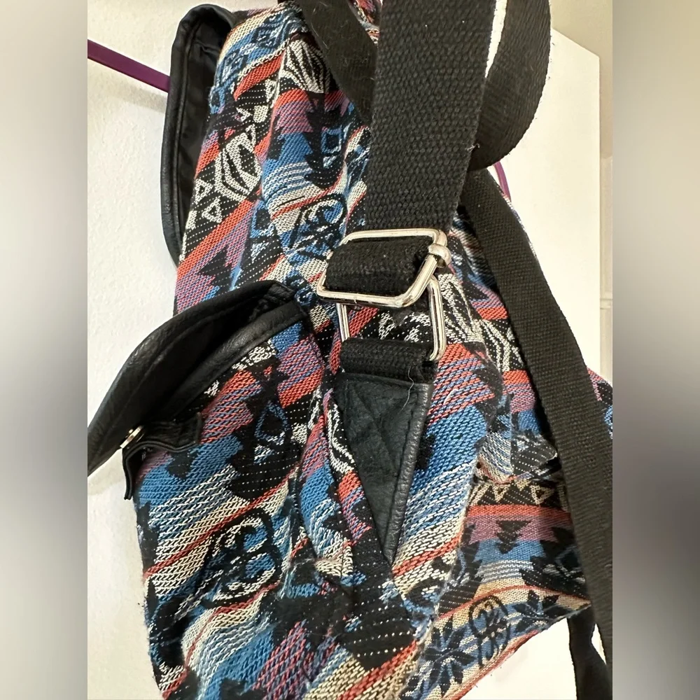 Tribal Pattern Backpack - Picture 9 of 12